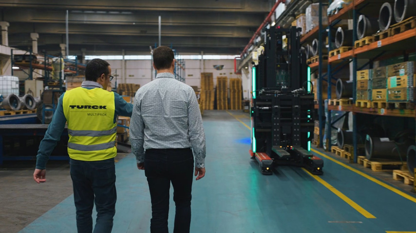 Success Story Proferro: Zuverlässige FTS-Steuerung durch sensorbasierte Gesamtlösung